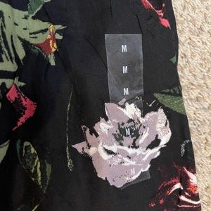 BRAND NEW ABERCROMBIE AND FITCH LIGHTWEIGHT TROUSER PANTS 👖 🌺